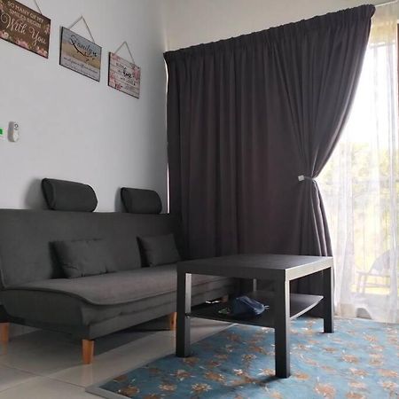 H&H Lovely Homestay In Nilai Luaran gambar