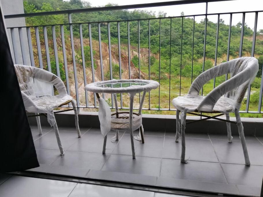 H&H Lovely Homestay In Nilai Luaran gambar